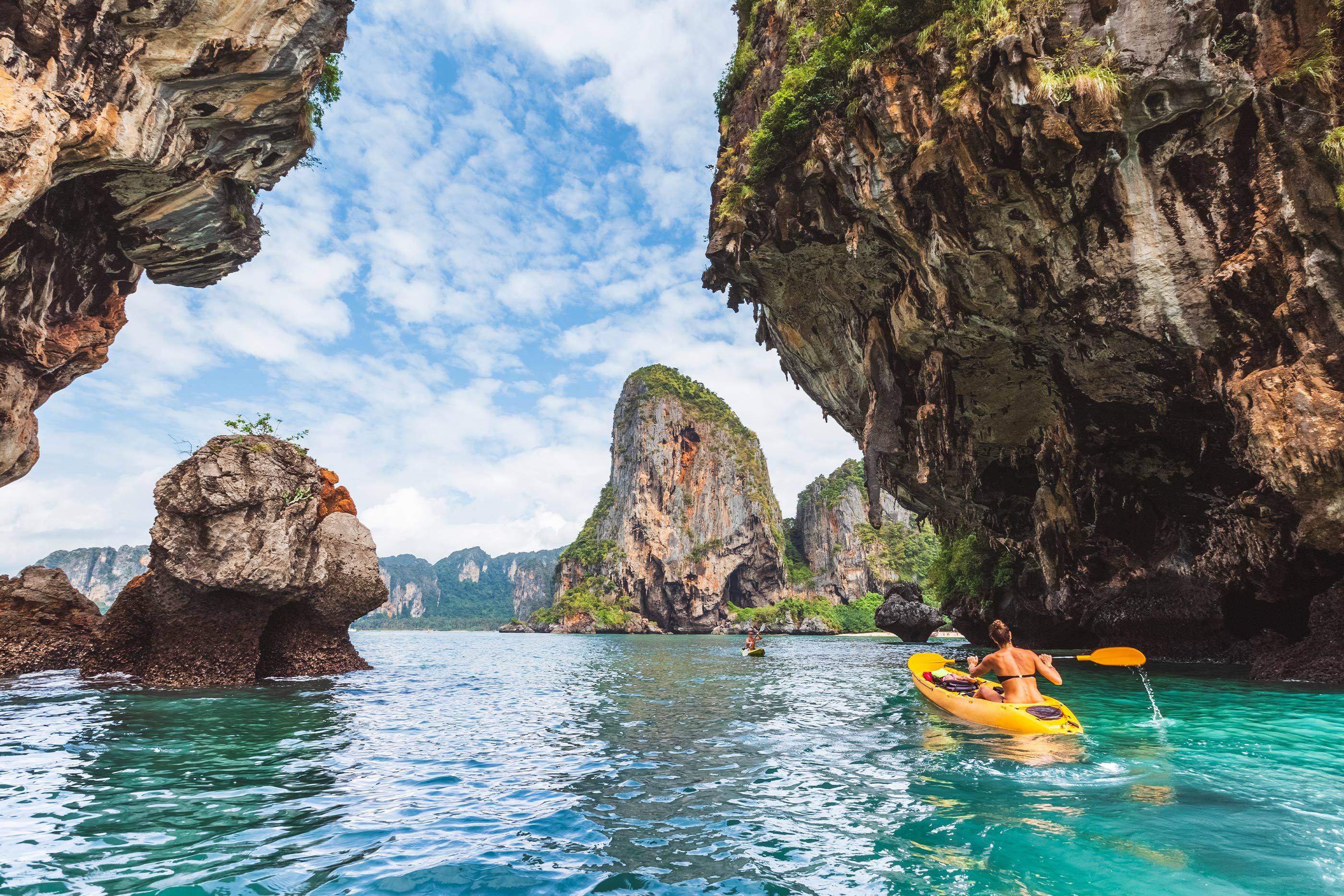 Kayaking in Krabi (Shutterstock)