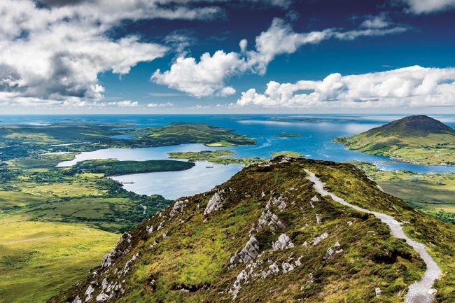 The rugged moorland of Connemara National Park (Shutterstock)