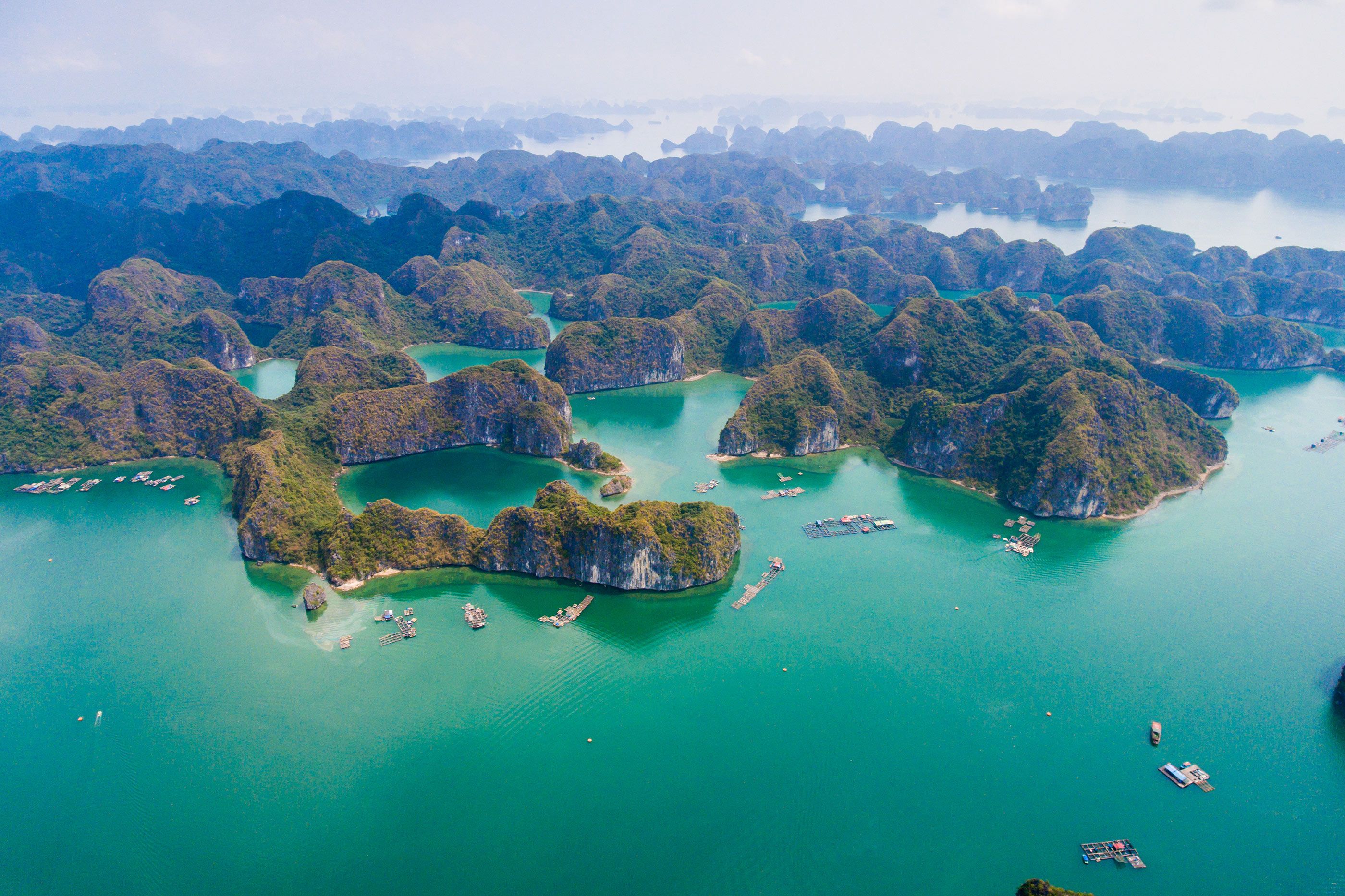 Lan Ha Bay (Shutterstock)