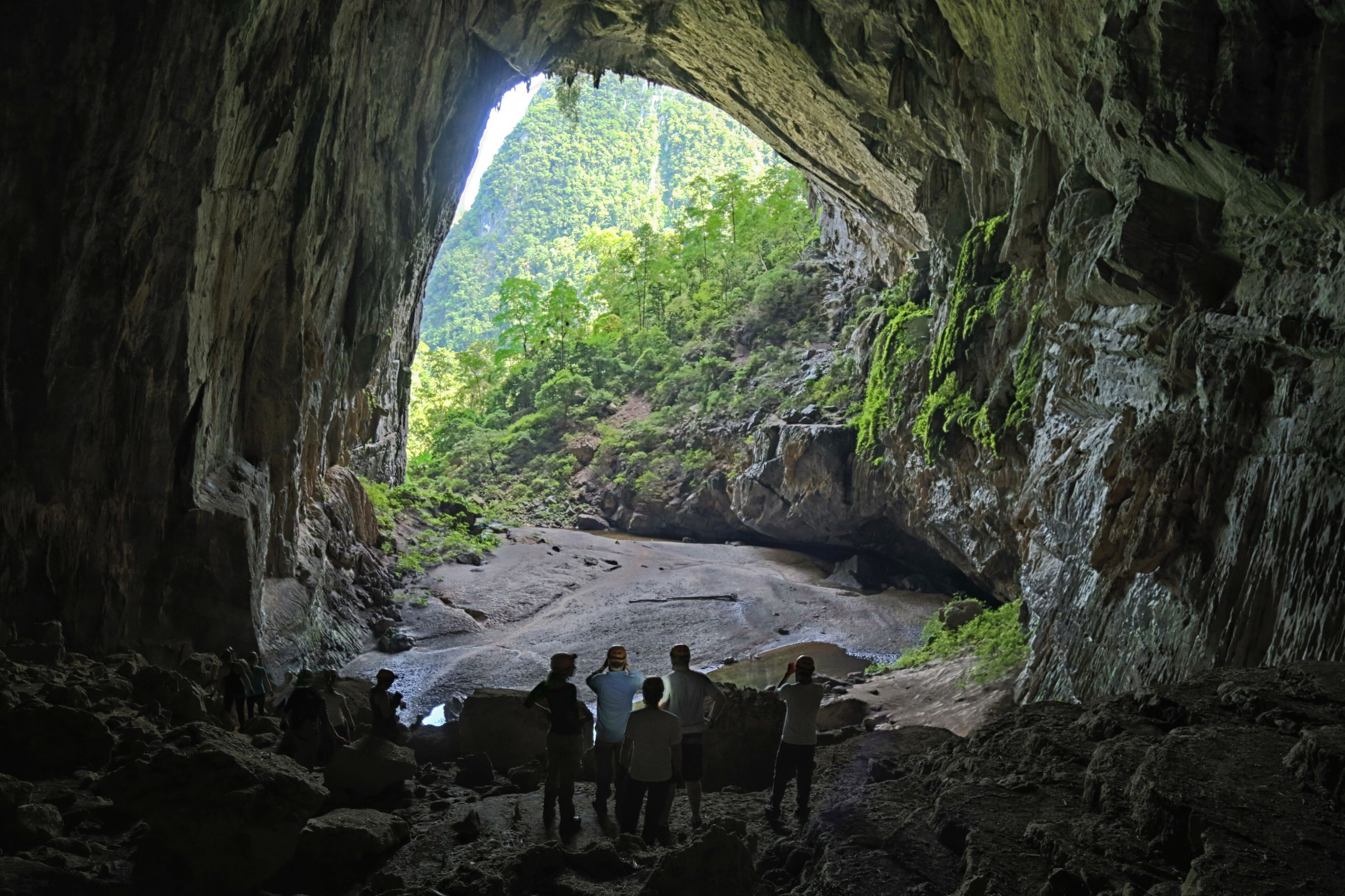 Hang Son Doong cave (Dreamstime)