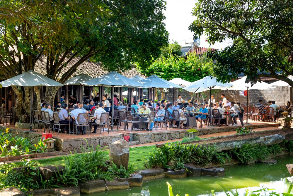 A Trung Nguyen cafe in Buon Ma Thuot city (Shutterstock)