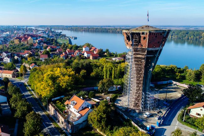 Vukovar water tower with Danube (Shutterstock) danube river