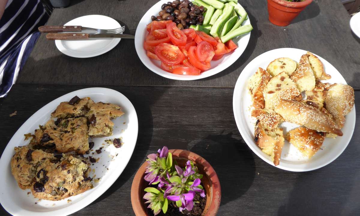 Typical lunch in Cyprus (Helen Moat)