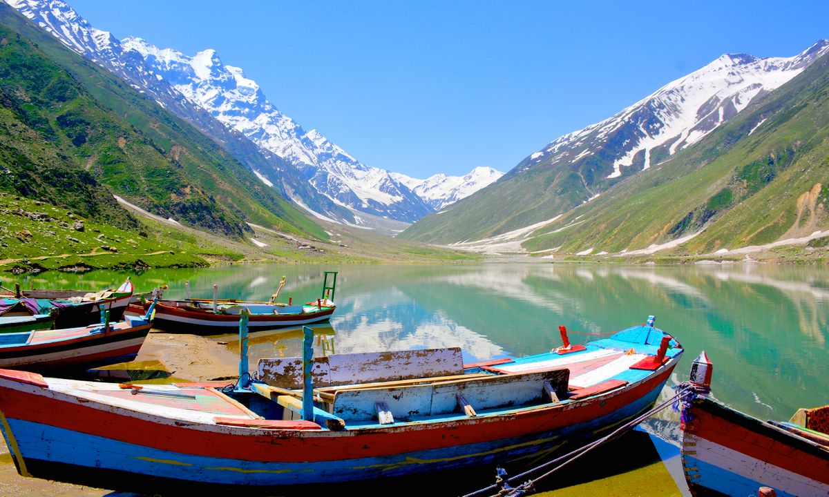 Colourful boats on Saiful Muluk (Shutterstock)