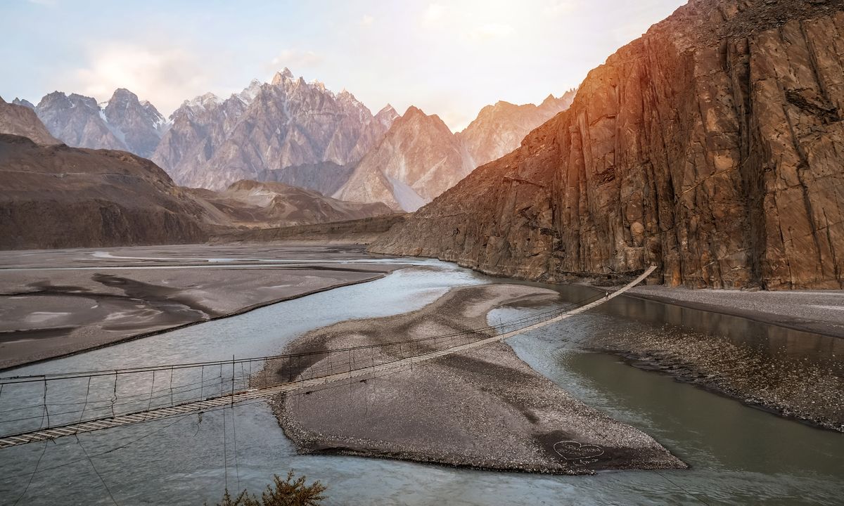 Hunza River in northern Pakistan (Shutterstock)
