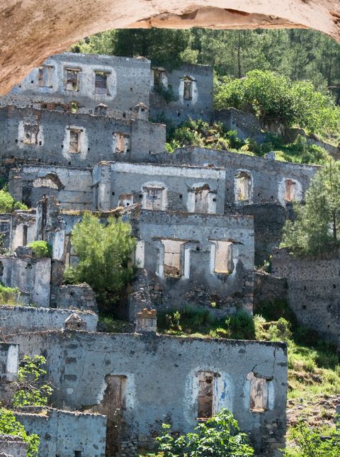 The 20 Most Haunted Places In The World Wanderlust