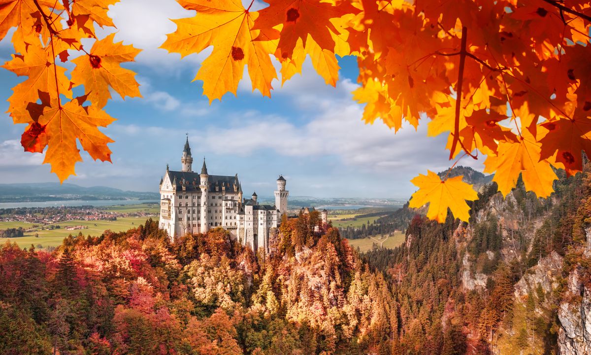 7 brilliant autumn colours road trips that aren t in new england
