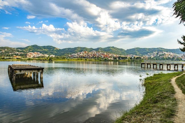 The artificial lake in Grand Park, Tirana, Albania (Shutterstock)