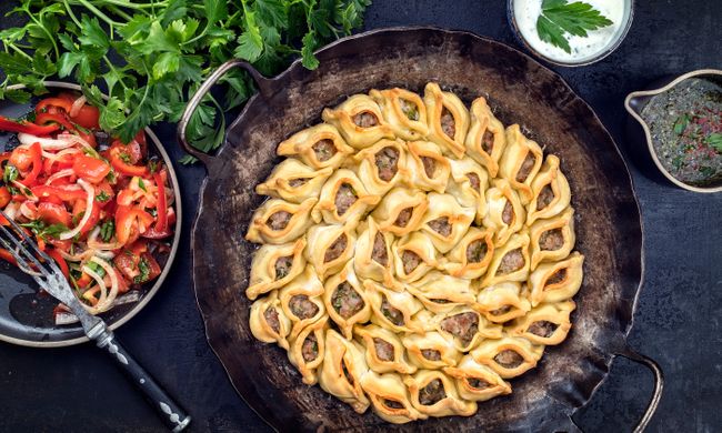 Manti about to be eaten (Shutterstock)