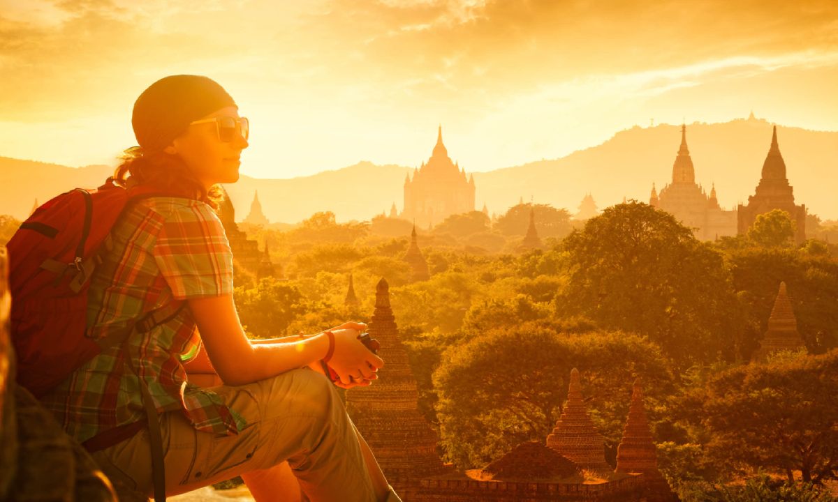 How to skip the crowds at these 12 iconic travel sites
