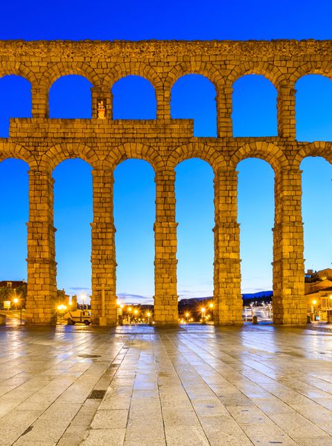 9 of the world's most awesome aqueducts