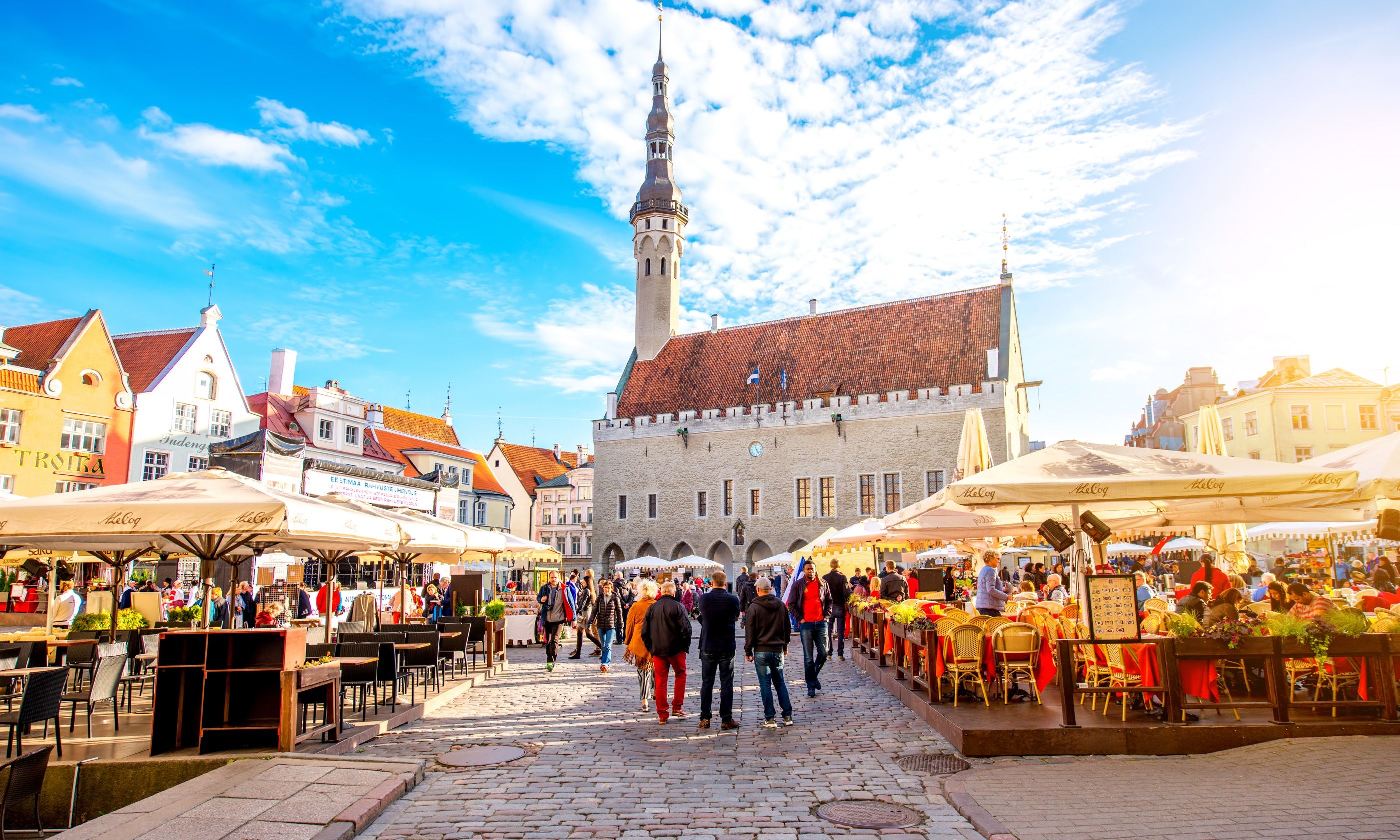 Summer craft market on Rathausplatz (Dreamstime)