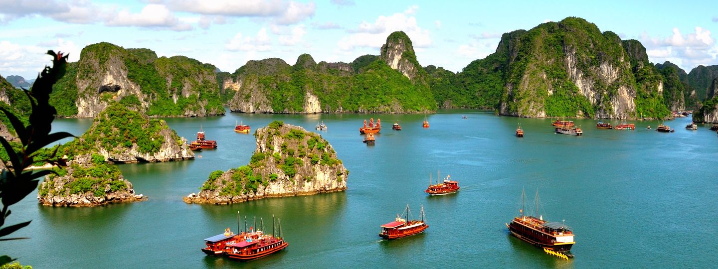 lists-top-10-things-to-do-in-vietnam.jpg