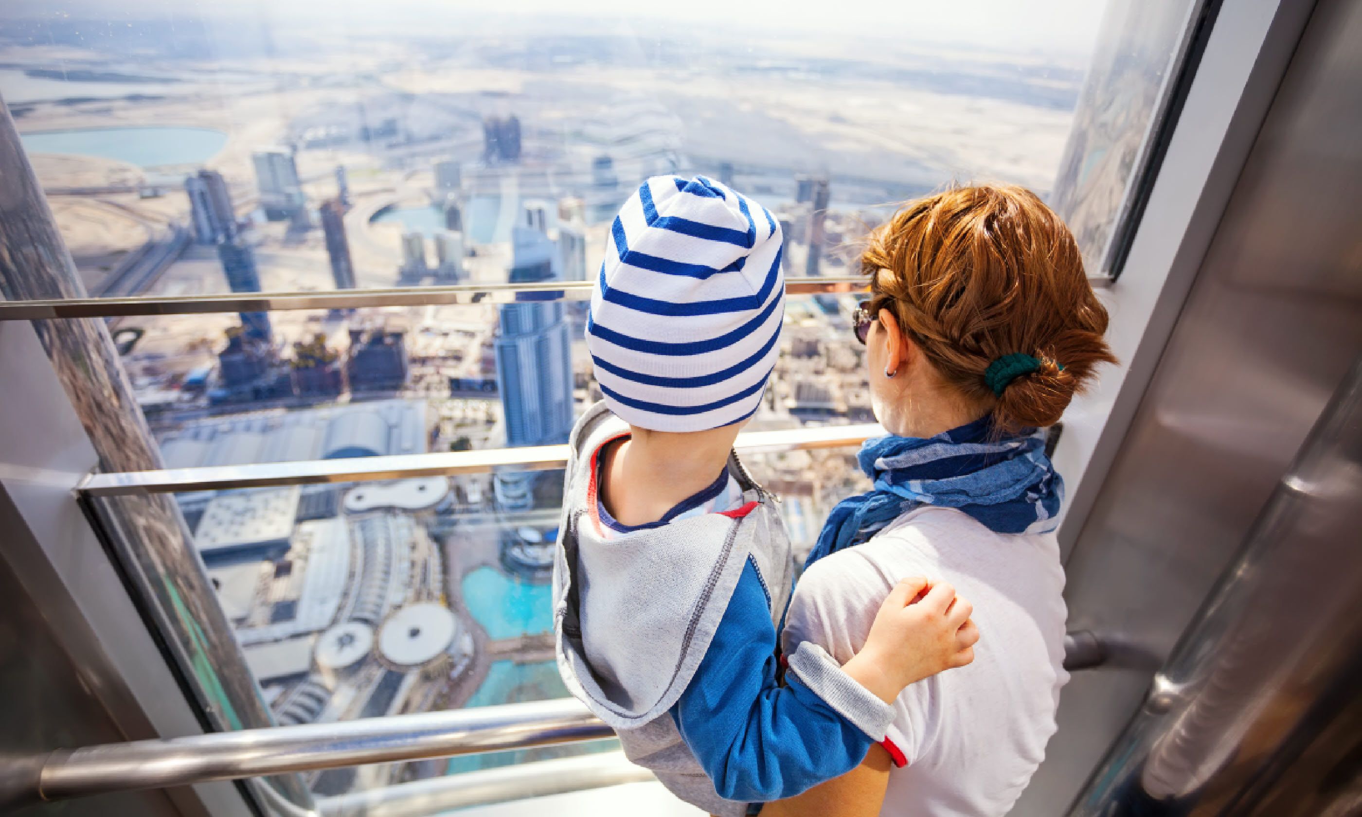 Taking in the view from Burj Dubai (Shutterstock)