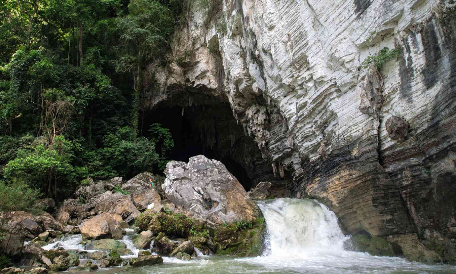 Could more caves be discovered in Quang Bihn's karst landscape? (Photo: David W Lloyd)