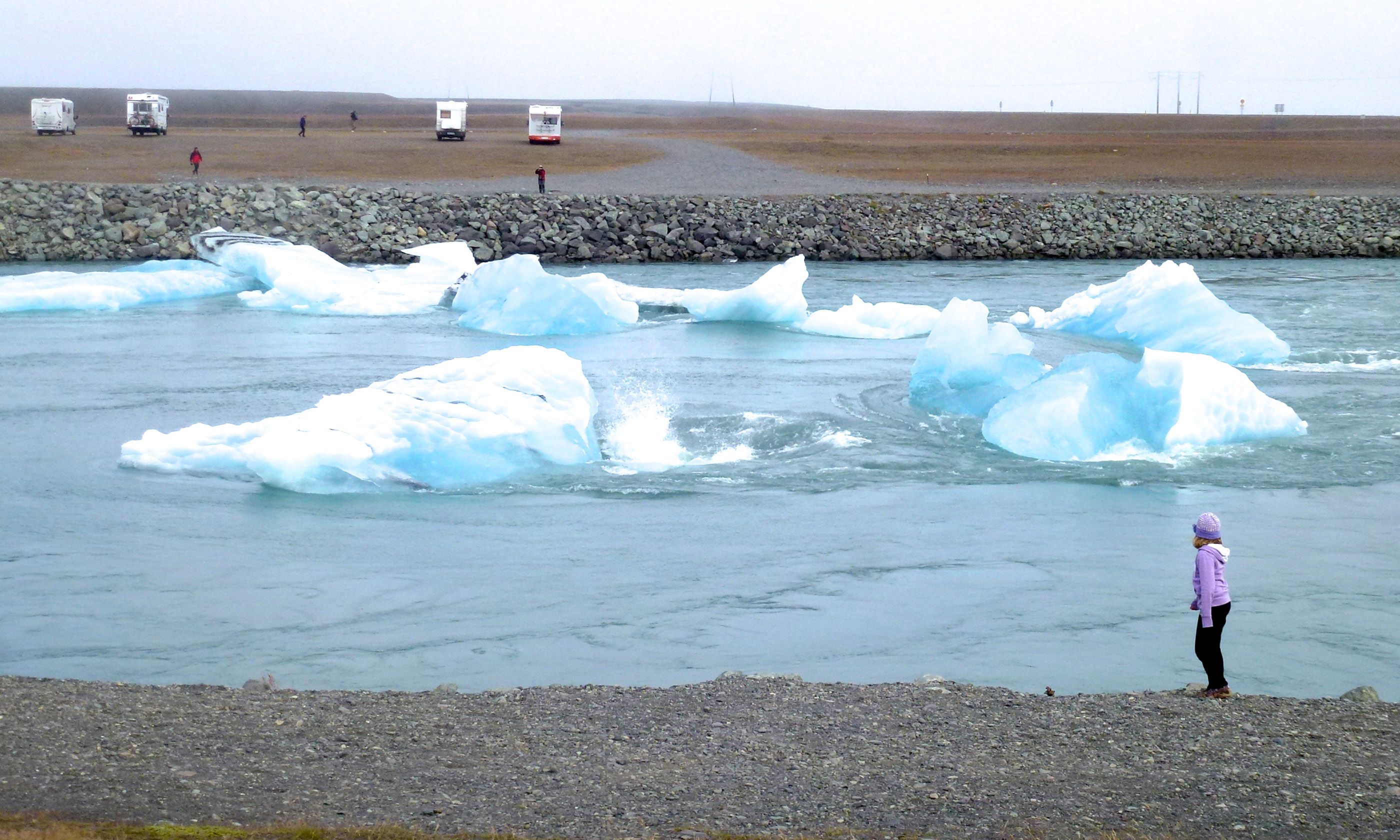 Jokulsarlon Icebergs (Peter Moore)