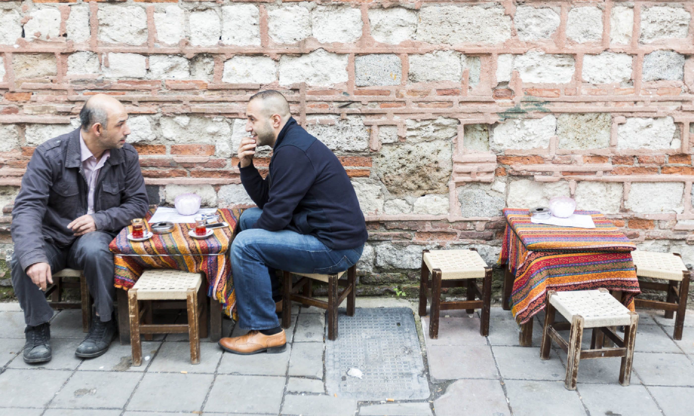 Drinking Turkish coffee in Istanbul (Dreamstime)