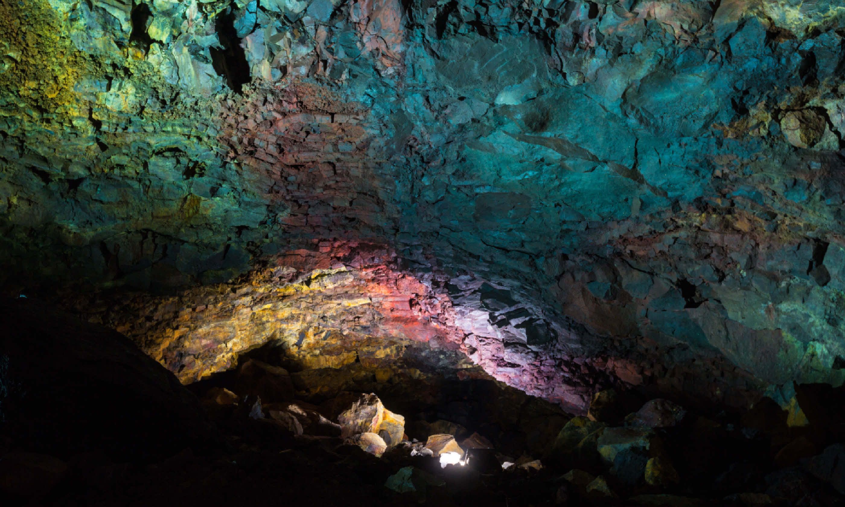 Thrihnukagigur magma chamber (Shutterstock)