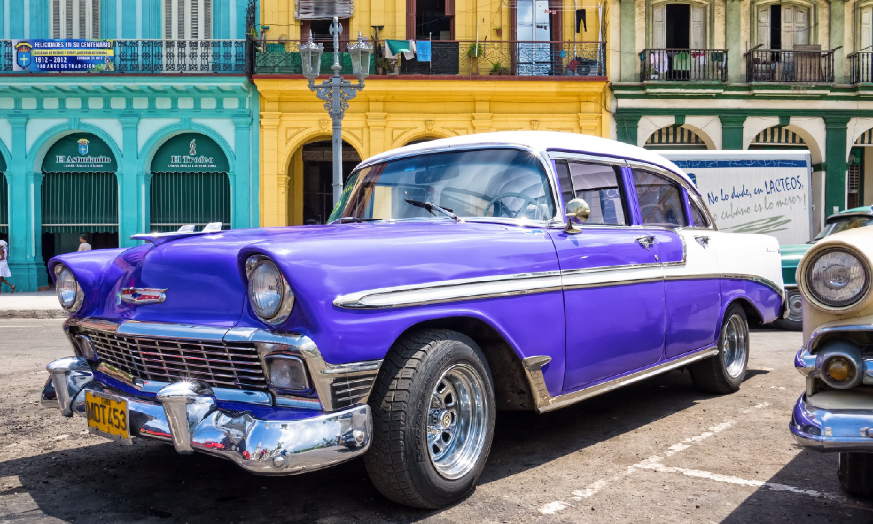 Classic car, Havana (Shutterstock)