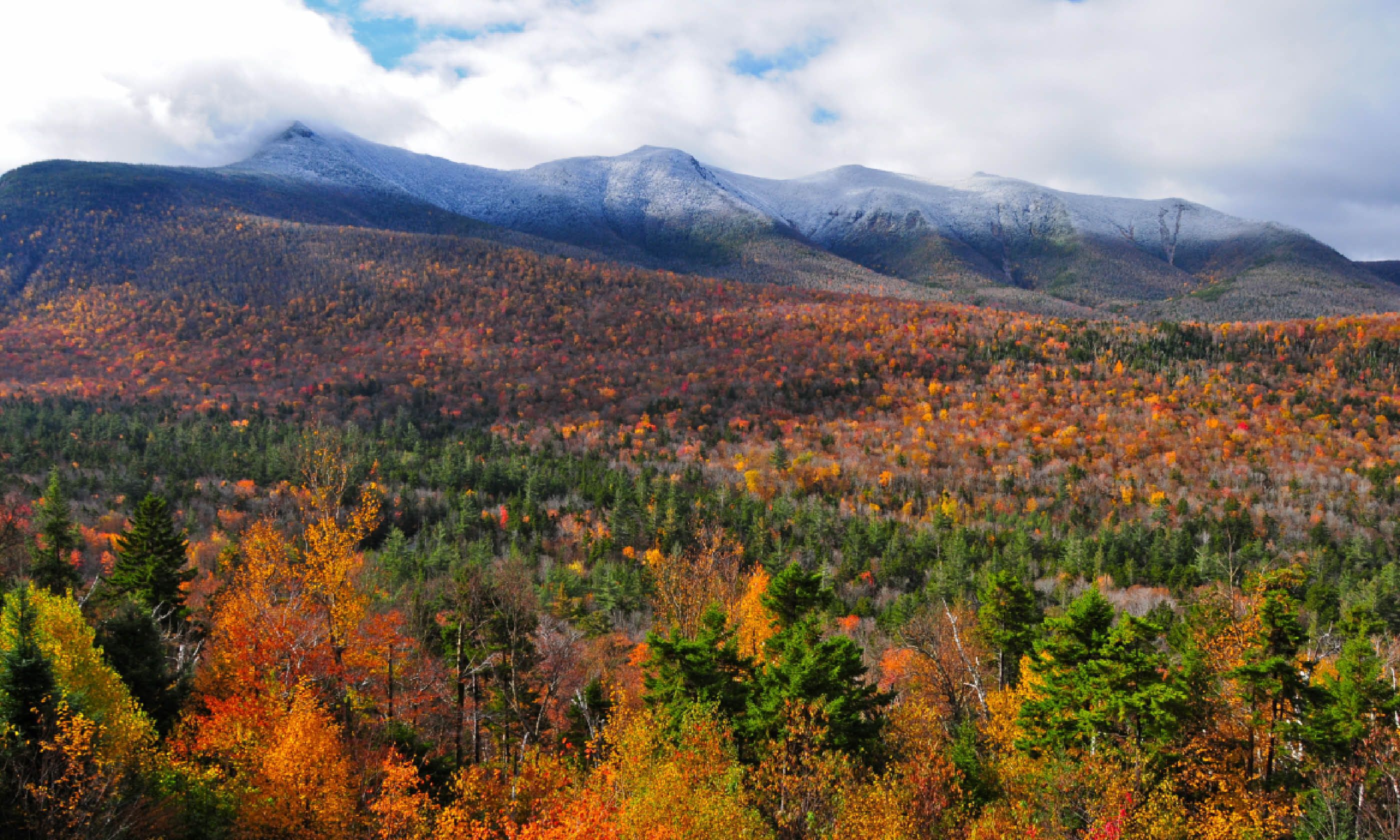 New Hampshire in the fall (Shutterstock)