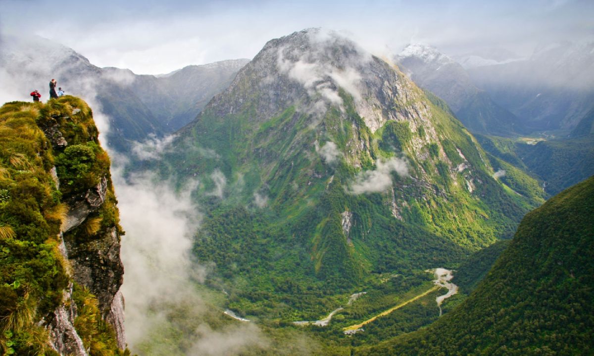 23 BIG bucket list adventures