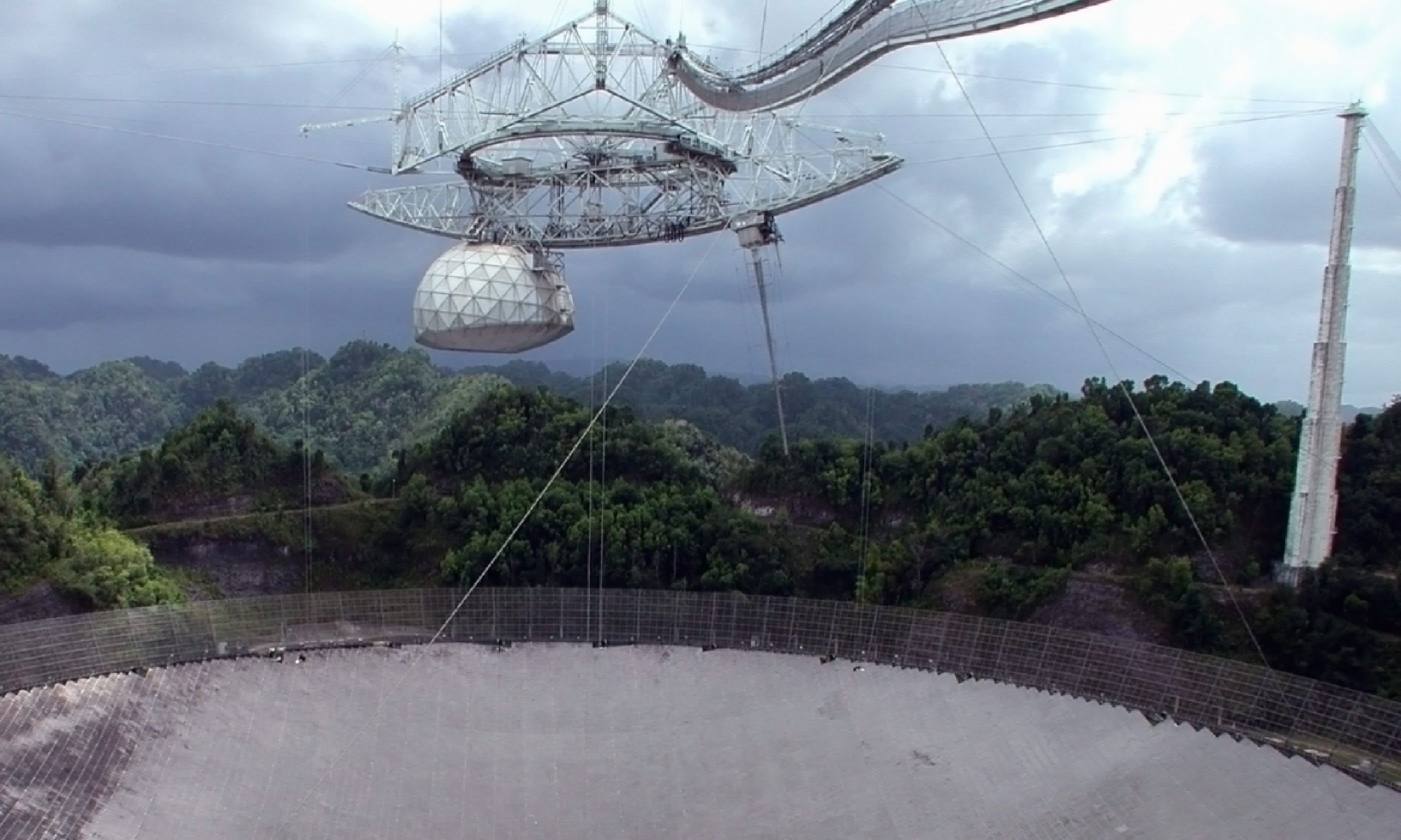 Arecibo Observatory (Shutterstock)